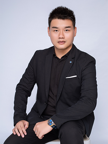 牛亚东老师